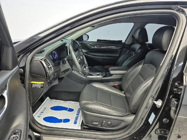 6051500489R11.jpg