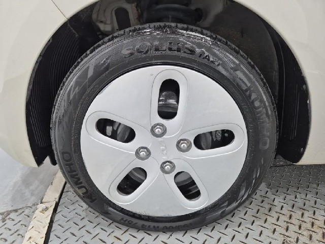 6051000759R18.jpg