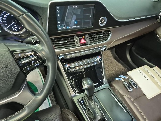 6051500079R10.jpg