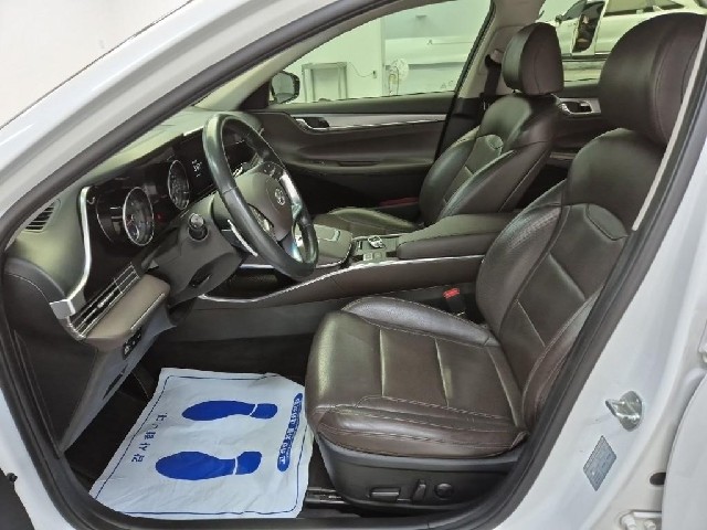 6051500771R11.jpg