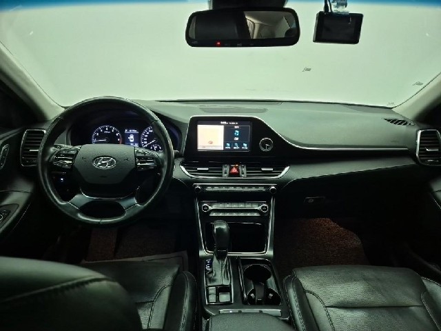 6071001979R7.jpg