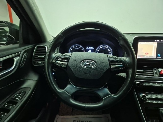 6071001979R9.jpg
