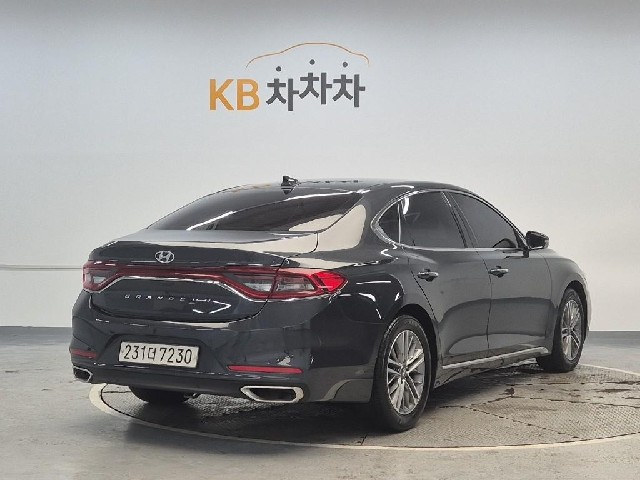 6071500637R3.jpg