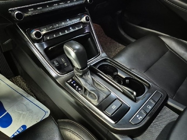 6071500637R8.jpg