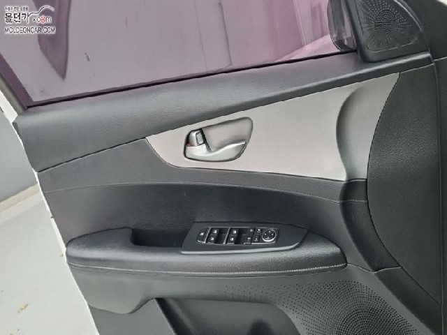 e8a2e503bf8de259b53cb6cd35e2ec09.jpeg