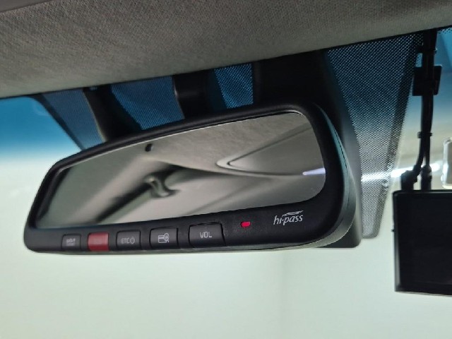 6101500551R17.jpg