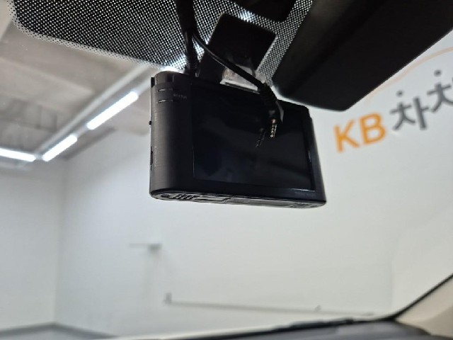 6101500242R16.jpg