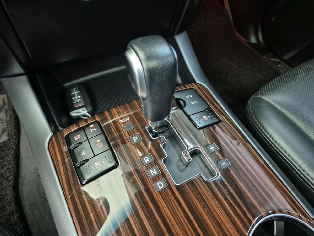 6091501877R8.jpg