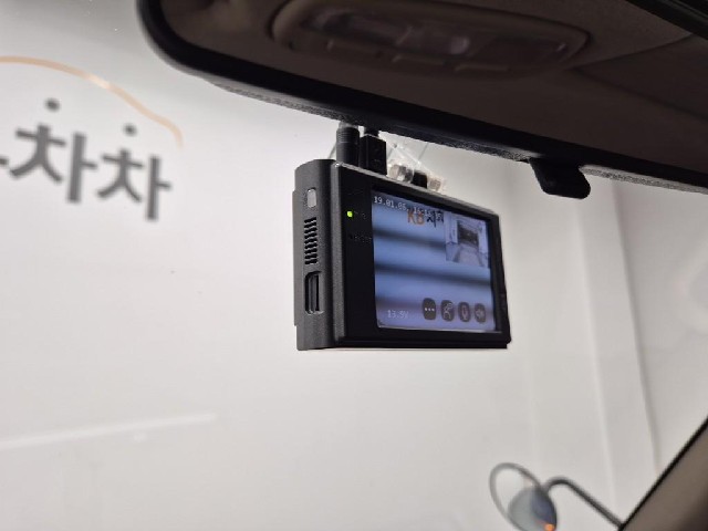 6091001027R12.jpg