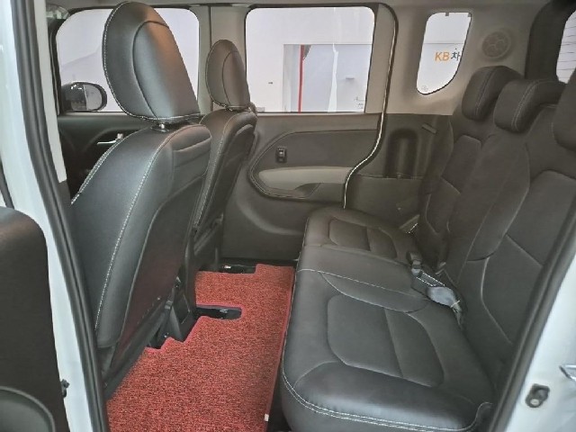 6101500653R12.jpg