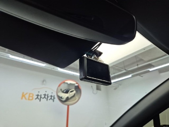 6101500589R17.jpg