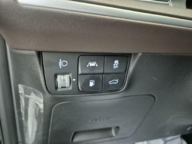 6101500433R18.jpg