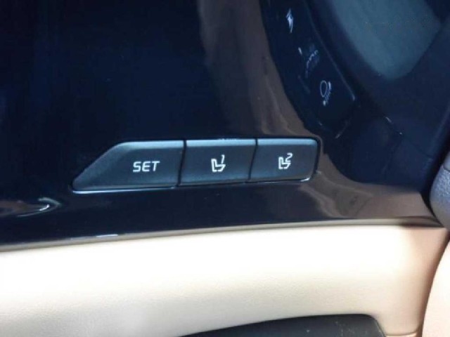 8699808306a6349411ef06772b7694d2.jpeg