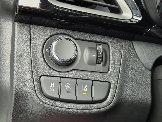 6101500228R18.jpg