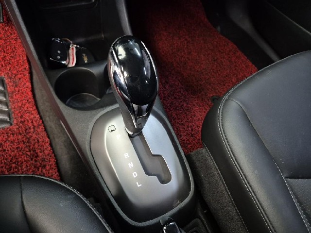 6101500228R8.jpg