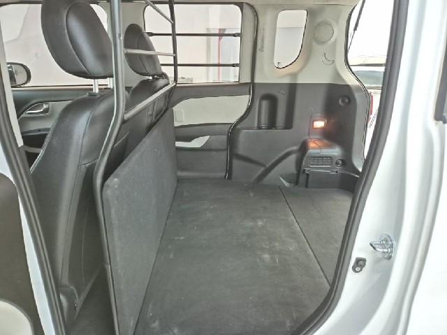 6101000180R12.jpg