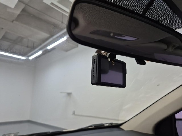 6101500105R15.jpg