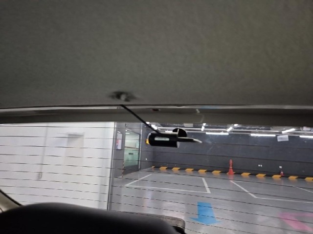 6101500105R17.jpg