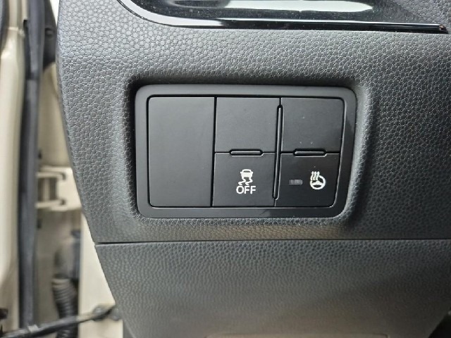 6101000044R17.jpg