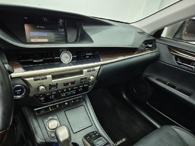 6091002066R10.jpg