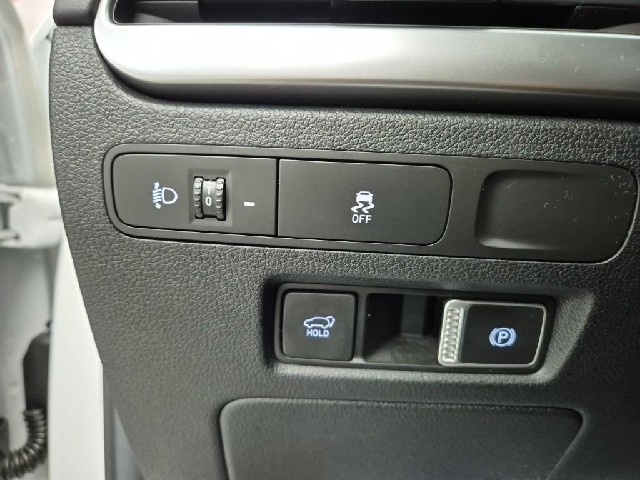 6081001943R17.jpg