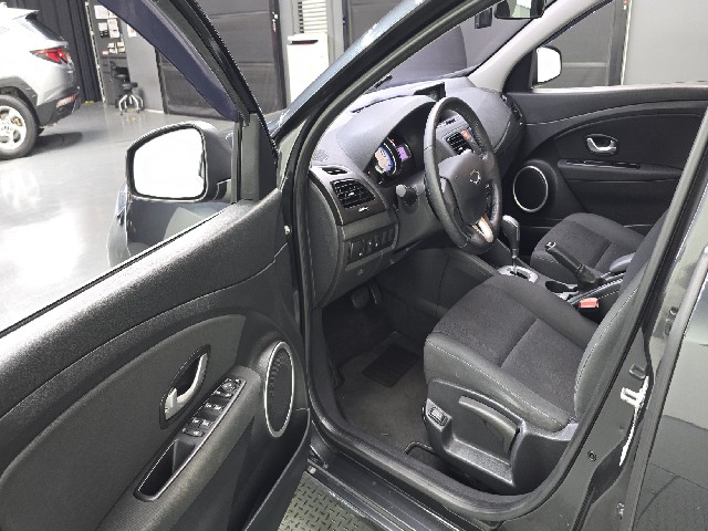 069d747fcae03a40335ea6d23a88b445.jpeg