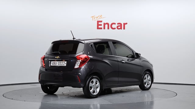 e9870acea51ffc016e0a9cccfa2407b2.jpeg
