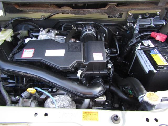 0403558A30260917W00119.jpg