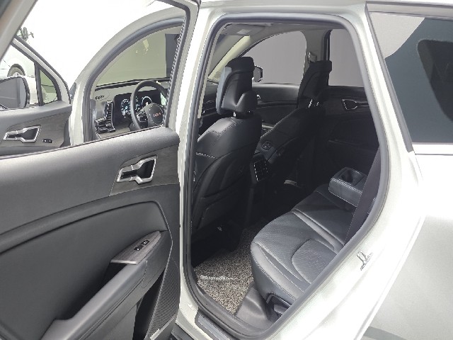 b0c2f7bdefdd106fb526f670ae8a0fd9.jpeg