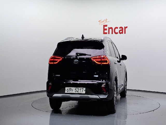ecea571c26ab0d8050a76d9b4a86f952.jpeg