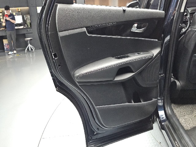 4f7b75998f6093d7c8f19f0775d9798f.jpeg