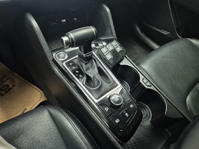6041000440R8.jpg