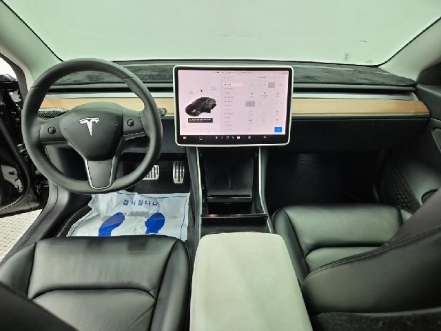 6081001758R7.jpg