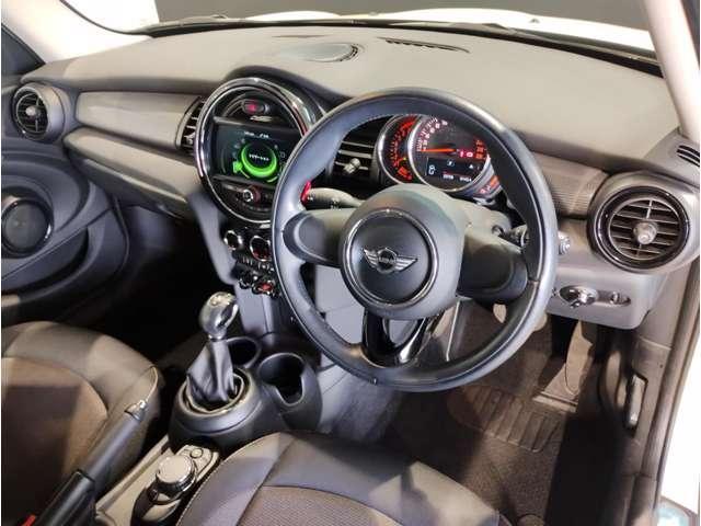 23242369_carP_l_7.jpg
