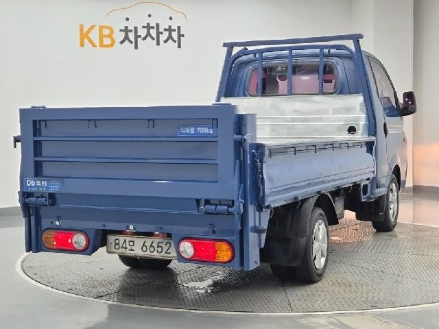 6081000250R3.jpg