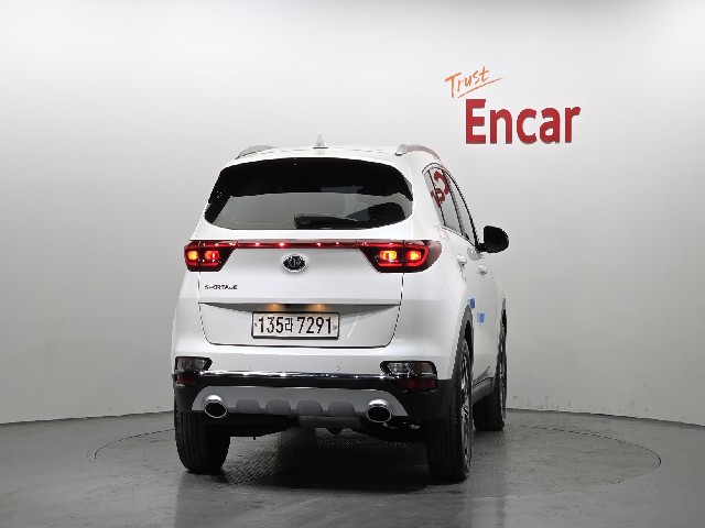 816ceec5d0a911f1beb34bcb73a30e46.jpeg