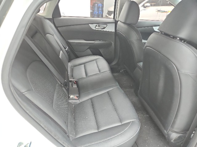 lotterental_095838820_viM2W_5.jpg