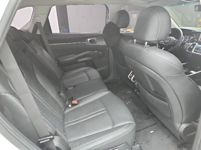 lotterental_100212754_cU15y_3.jpg