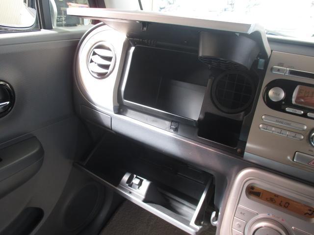 0903350A30250801W00114.jpg