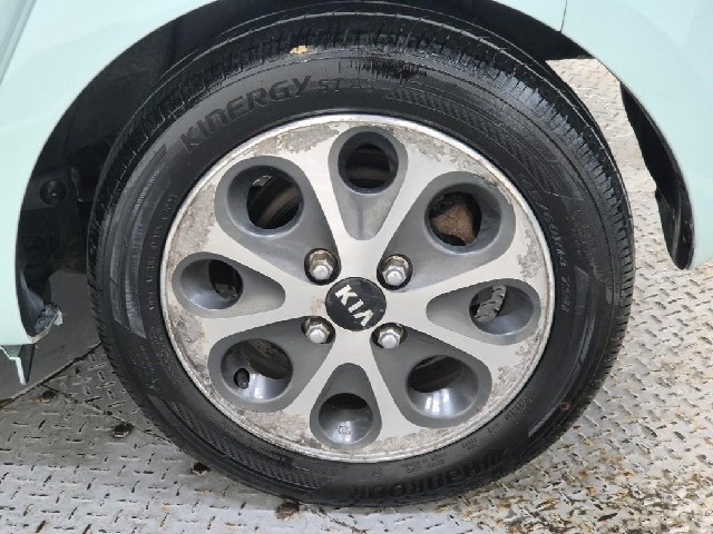 6071501774R19.jpg