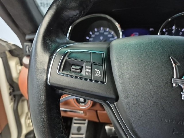 6061500693R15.jpg