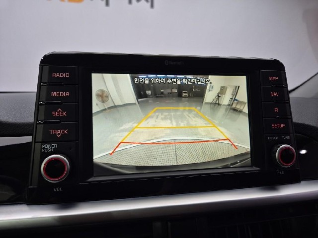 6061001483R14.jpg