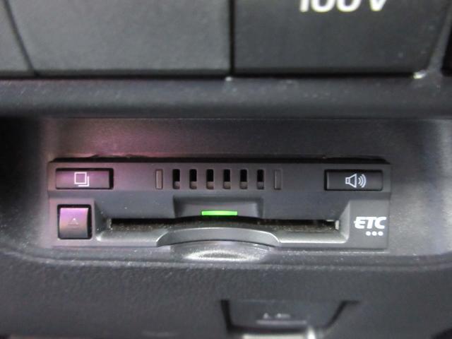 0541410A30260406W00910.jpg