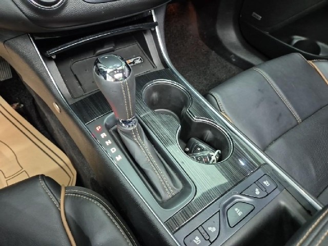 6081001501R8.jpg
