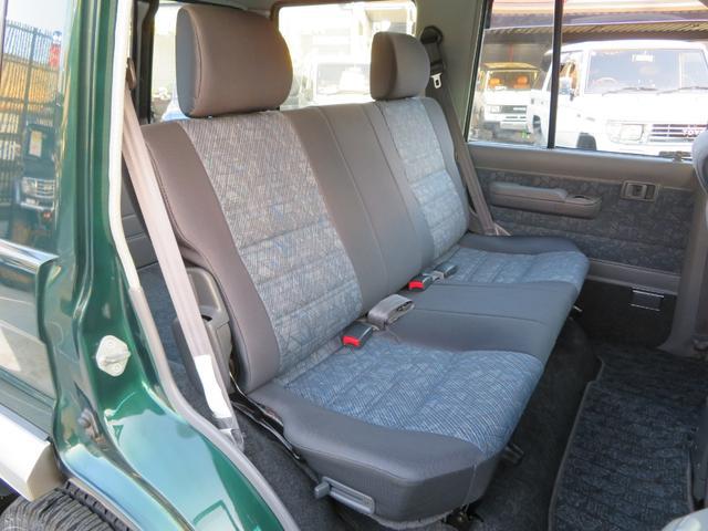 0506994A30260302W00109.jpg