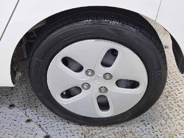 6081500759R17.jpg