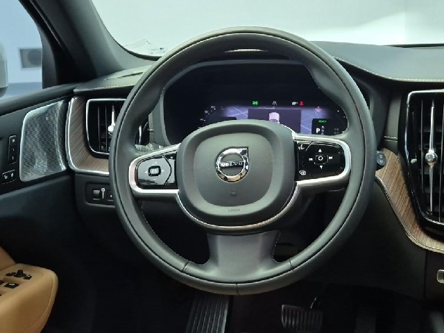 6081501117R9.jpg