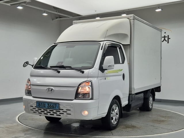 6081000635R1.jpg