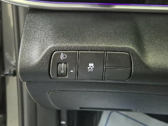 6081500461R17.jpg