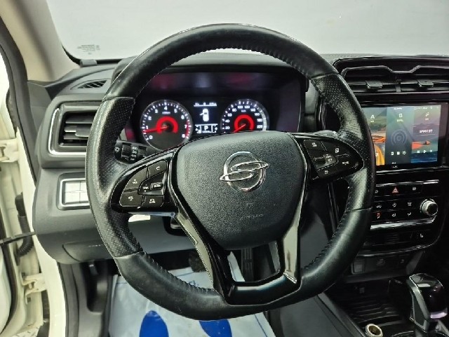 6081002079R9.jpg